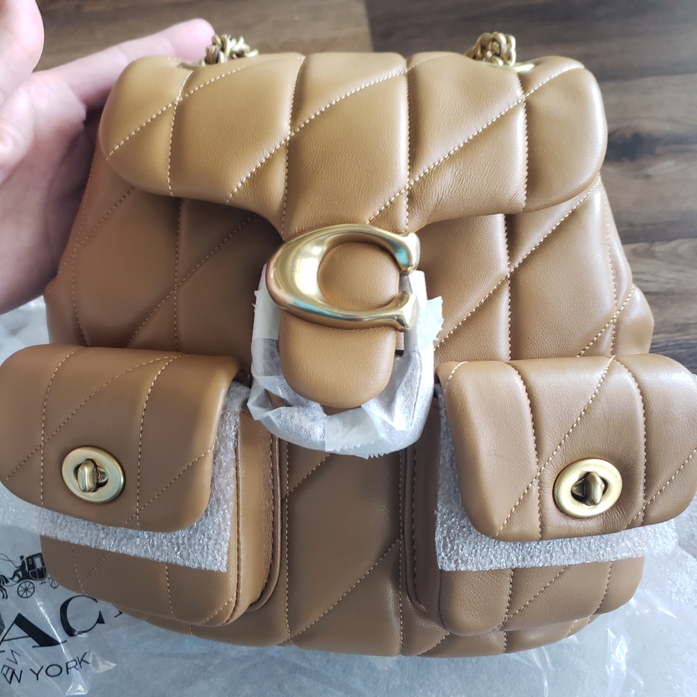 Tabby Coach Backpack BAC, Honey Brown-Brand NEW - Picture 1 of 8